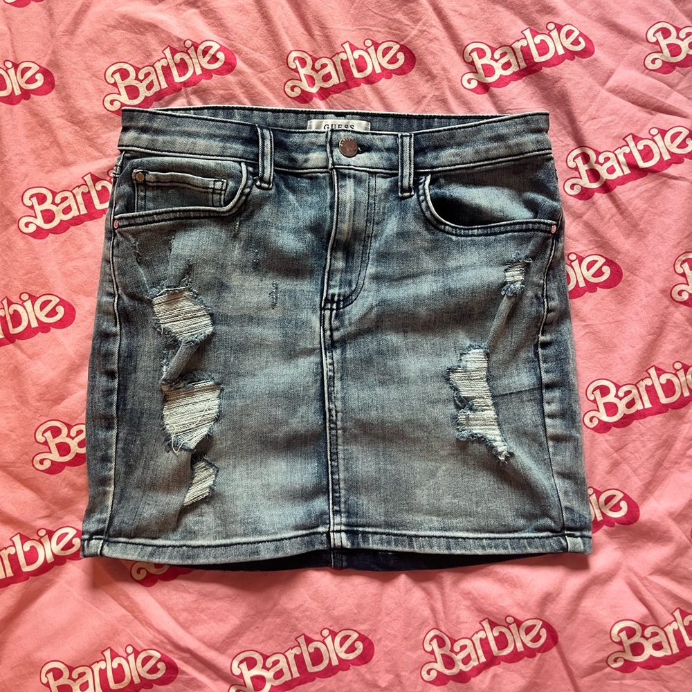 Distresses Guess Mini Denim Skirt
